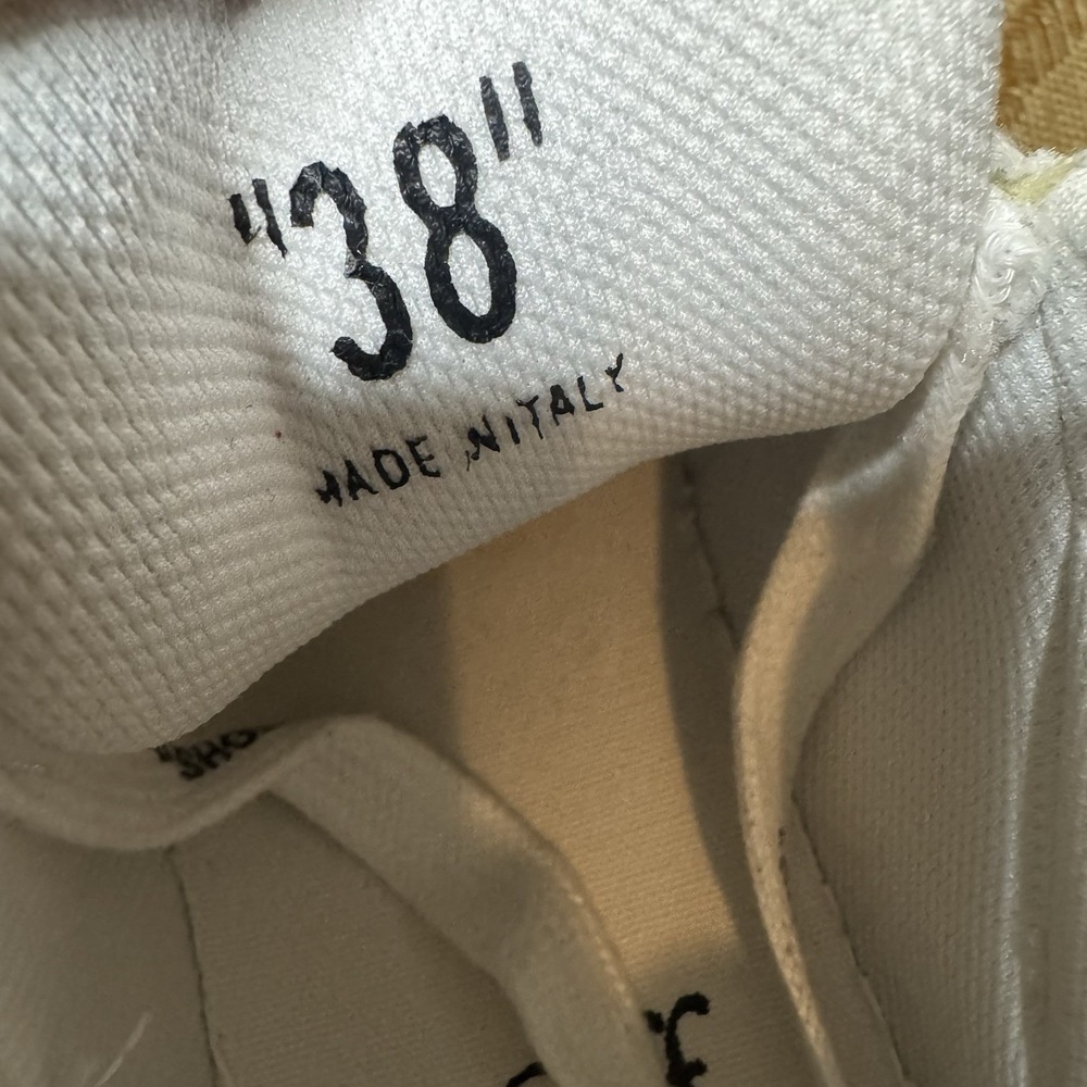 Women's Size 38 - Off-White Out of Office Beige Lightly Worn! Comes with box! - Picture 10 of 10